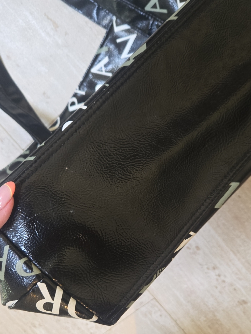 Pandora Limited Edition Deluxe Signature Zipper Tote Bag - Picture 2 of 10